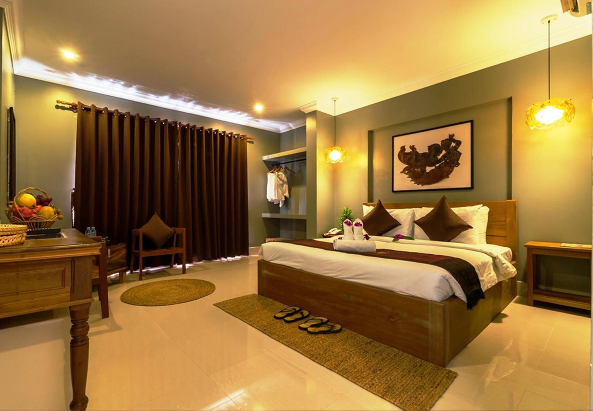 Plumeria Hotel & Spa Siem Reap Exteriör bild