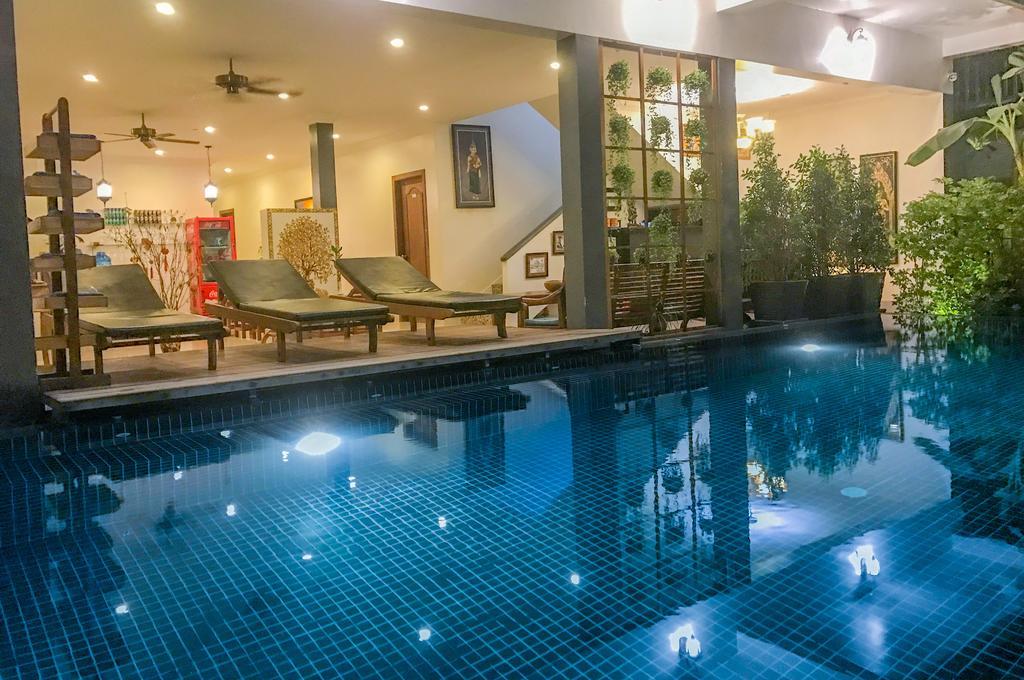 Plumeria Hotel & Spa Siem Reap Exteriör bild