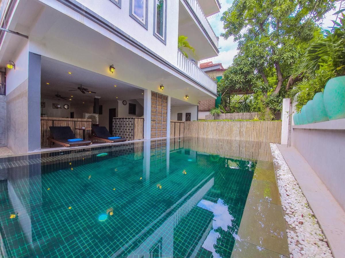 Plumeria Hotel & Spa Siem Reap Exteriör bild